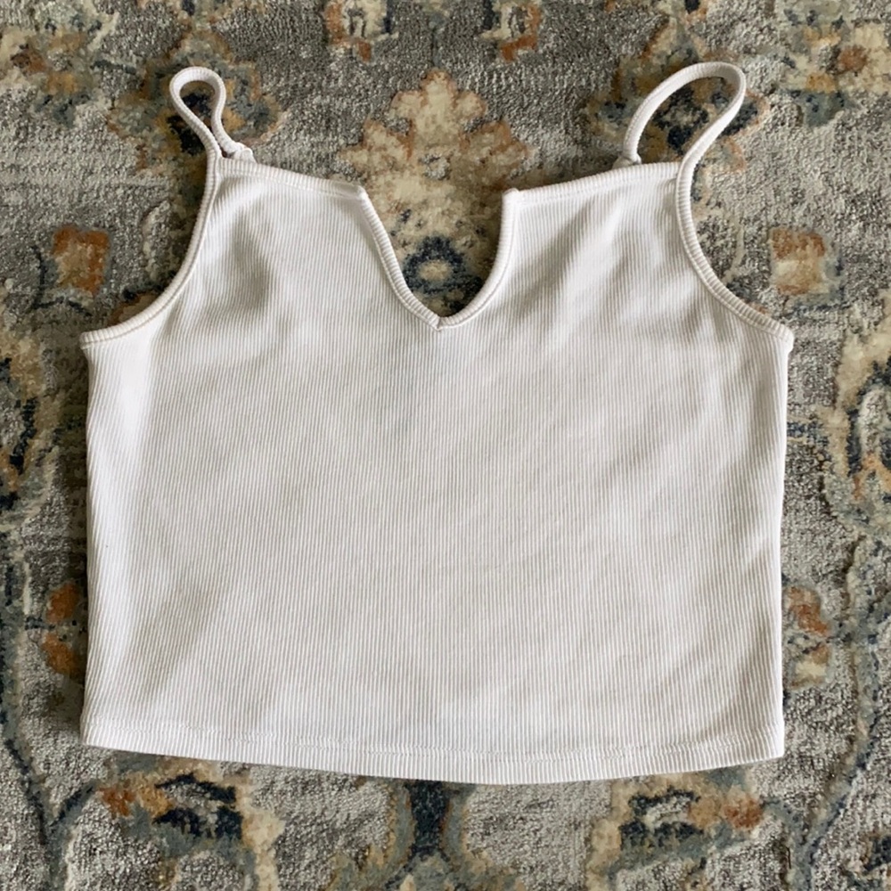 Garage white crop top